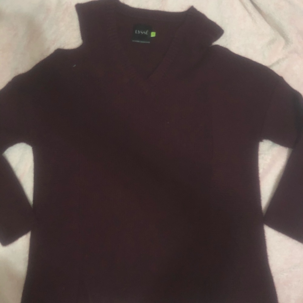 Lyssé red sweater